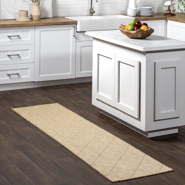 Nuloom Ray Diamond Indoor/Outdoor Area Rug 2ft x 8ft GBCB62A-208 - main